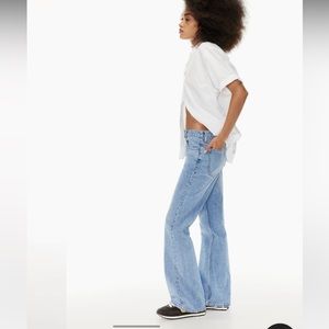 Aritzia denim forum the Marianne mid loose flare jeans 32L